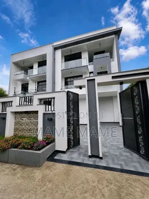8bdrm House in Addis Abeba, Bole for sale