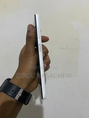 Samsung Galaxy A12 64 GB White