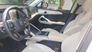 BYD Yuan Up 2025 Ivory