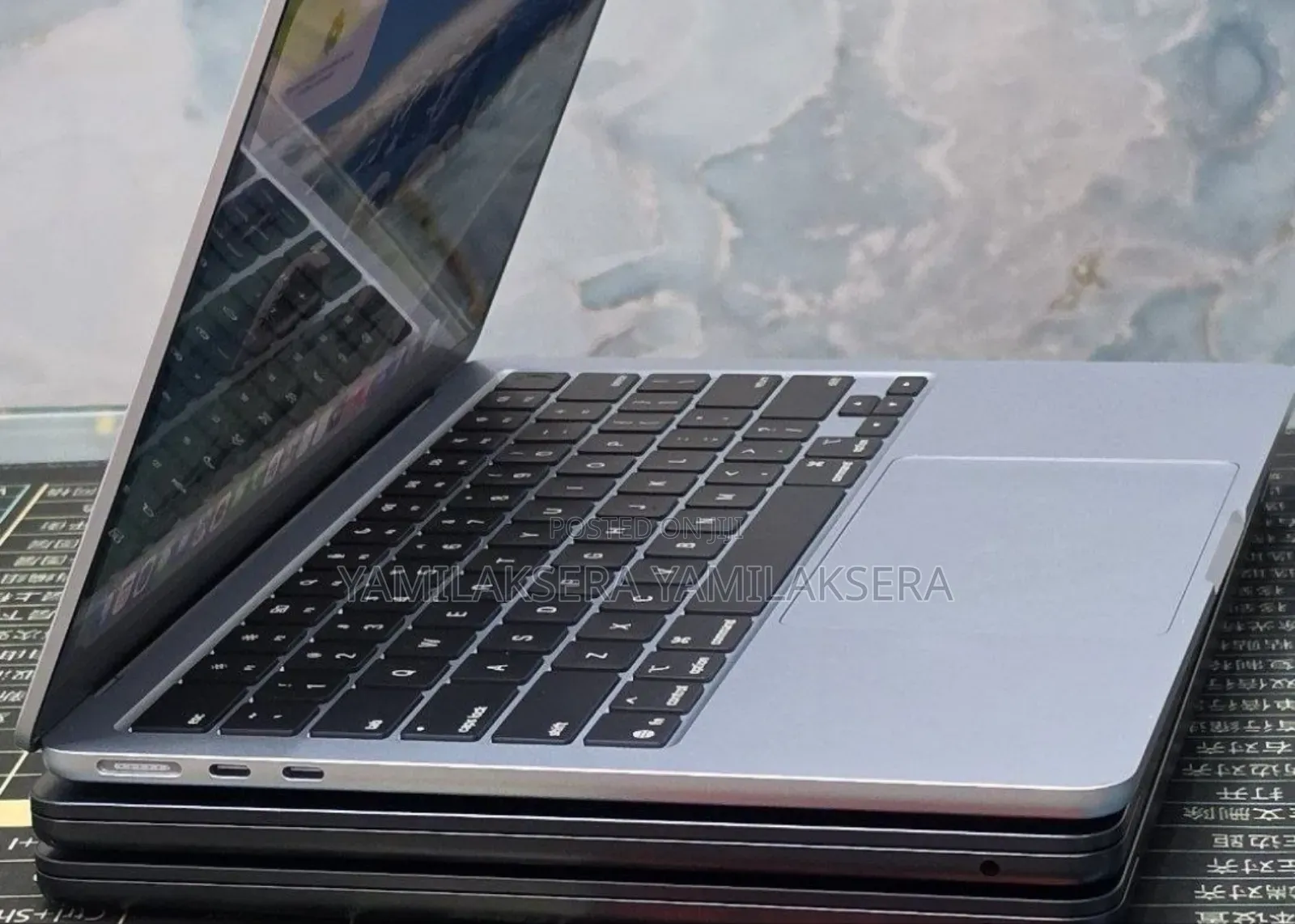 New Laptop Apple MacBook Air 2025 M4 16GB Apple M4 SSD 512GB