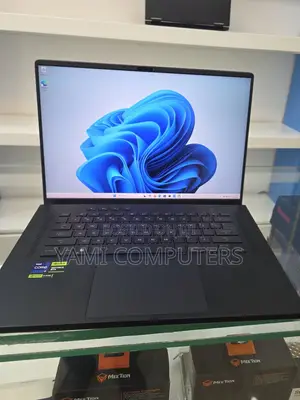 New Laptop Asus ROG Zephyrus G16 16GB Intel Core i9 SSD 1T