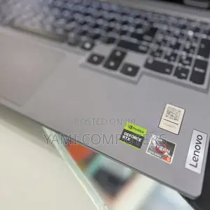 New Laptop Lenovo 16GB AMD Ryzen 5 SSD 512GB