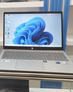 New Laptop HP ZBook X2 G4 16GB Intel Core i7 SSD 512GB