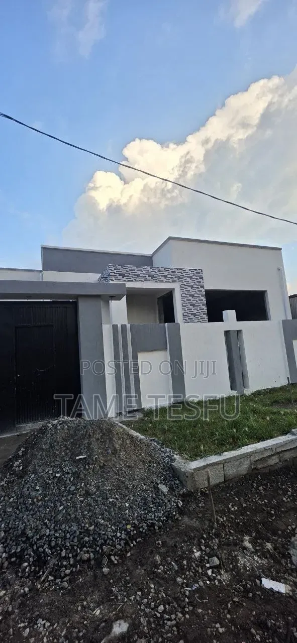 Furnished 3bdrm Villa in Hayat, Bole for sale