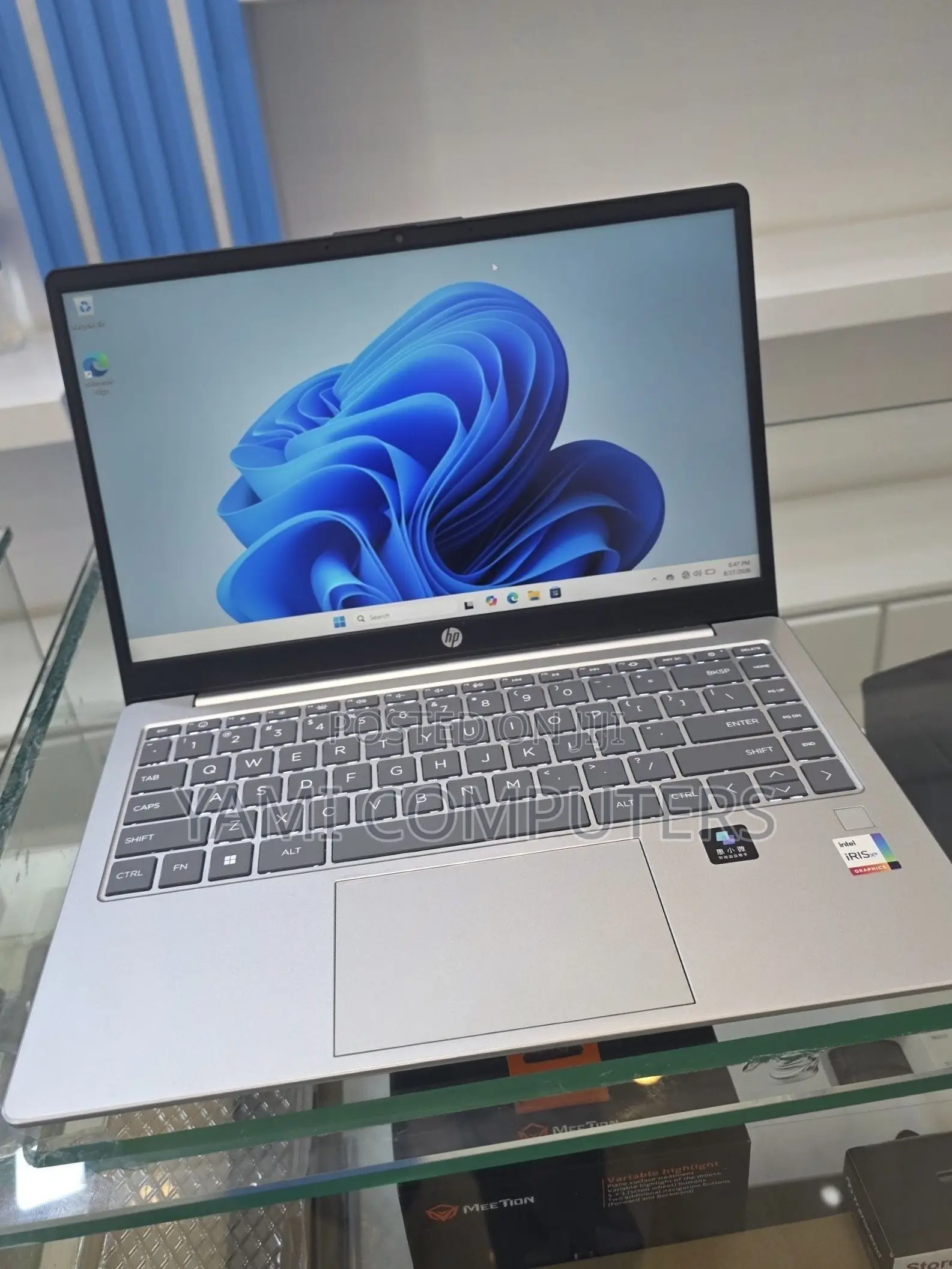 New Laptop HP 16GB Intel Core i7 SSD 512GB