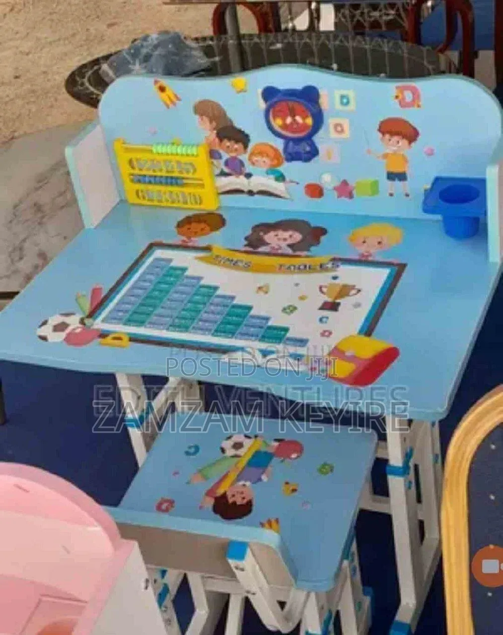Cute Modern Kids Study Table+ Chair Set