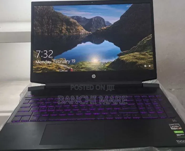 New Laptop HP Pavilion 15 8GB AMD Ryzen 5 SSD 512GB