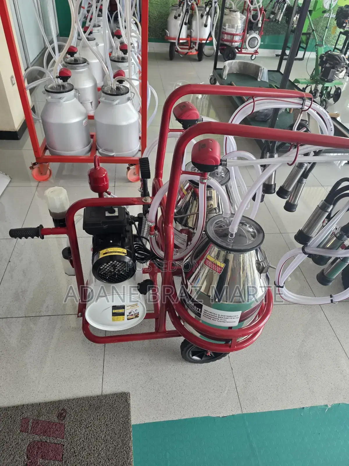  Milking Machine