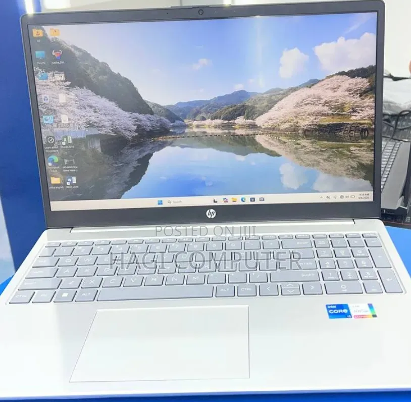 New Laptop HP Stream Notebook 16GB Intel Core i5 SSD 1T