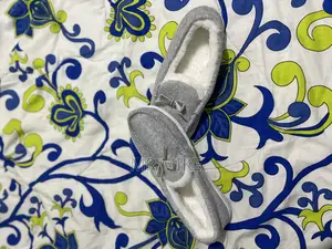 Women’s Shoes(urgent)