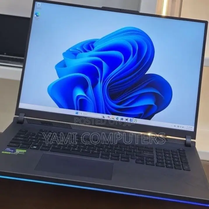 New Laptop Asus ROG Strix G18 40GB Intel Core i9 SSD 1T