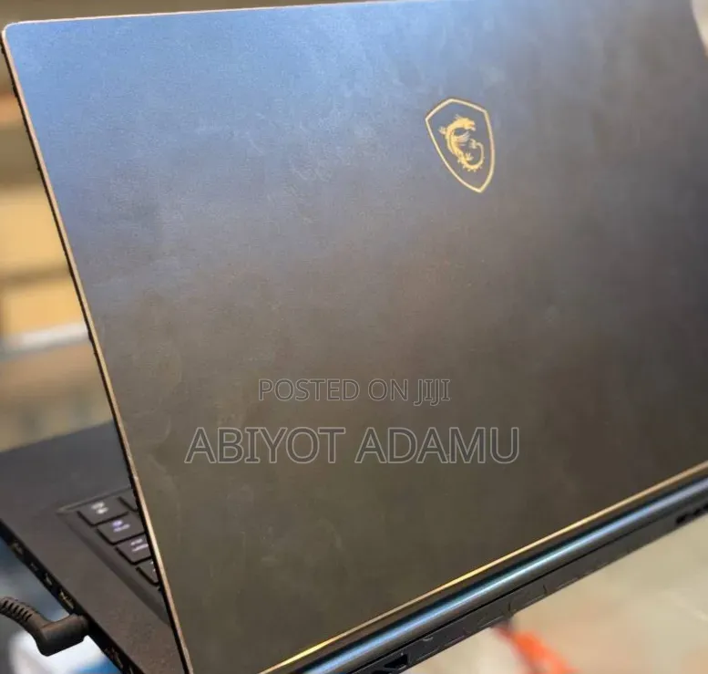 New Laptop MSI Stealth GS77 8GB Intel Core i7 SSD 512GB