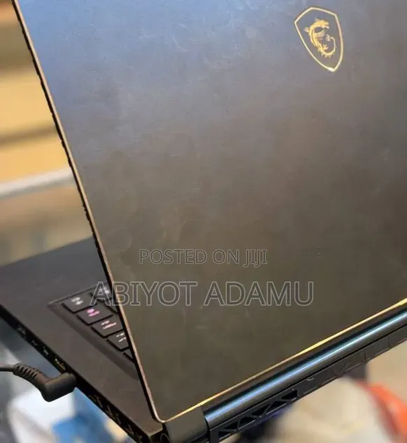 New Laptop MSI Stealth GS77 8GB Intel Core i7 SSD 512GB