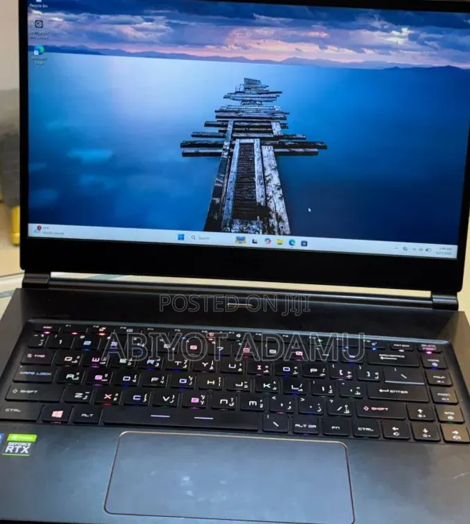 New Laptop MSI Stealth GS77 8GB Intel Core i7 SSD 512GB