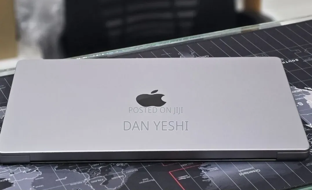 New Laptop Apple MacBook Pro 2023 M2 16GB Apple M2 SSD 512GB