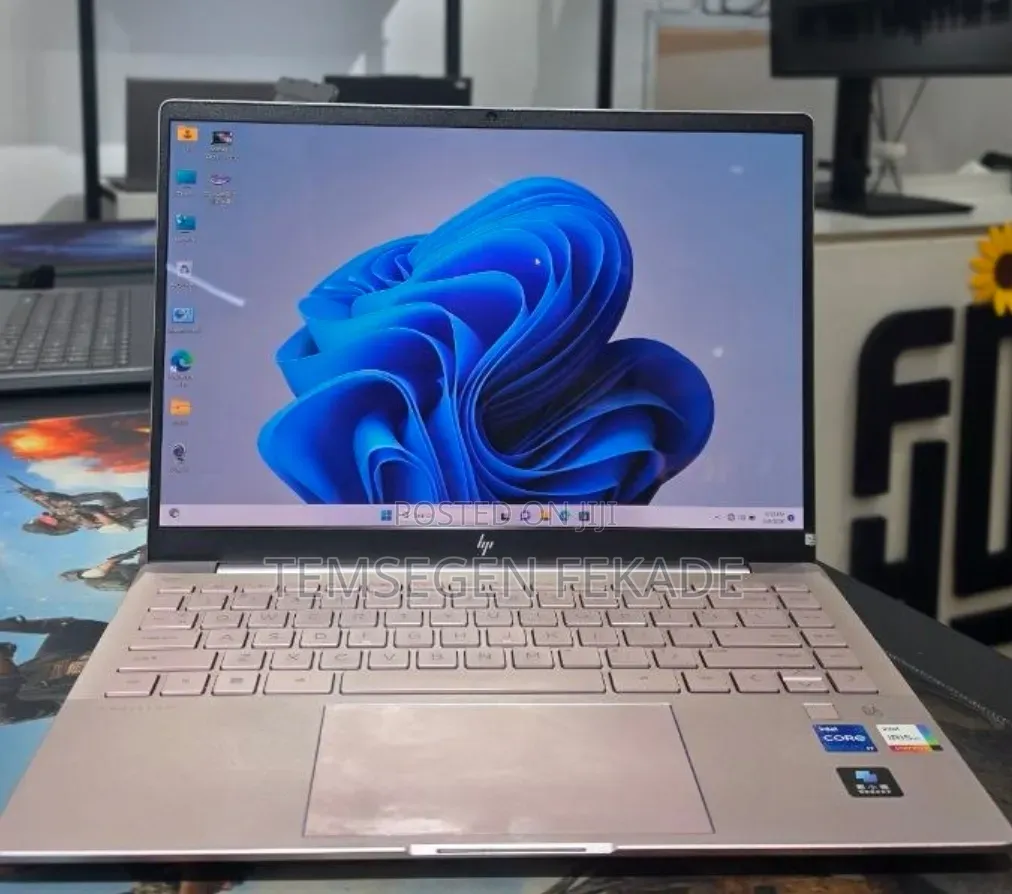 New Laptop HP Pavilion 14 16GB Intel Core i7 SSD 1T