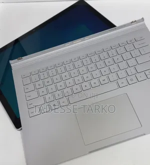 New Laptop Microsoft Surface Book 2 16GB Intel Core i7 SSD 512GB