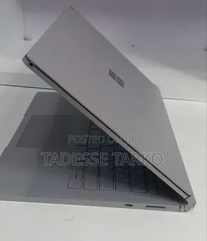 New Laptop Microsoft Surface Book 2 16GB Intel Core i7 SSD 512GB