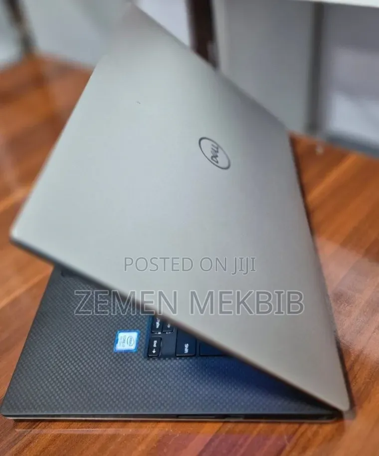 New Laptop Dell XPS 15 16GB Intel Core i7 SSD 512GB