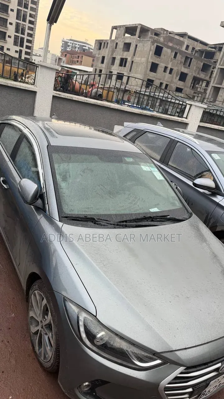 Hyundai Avante 2017 Silver