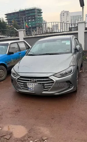 Hyundai Avante 2017 Silver