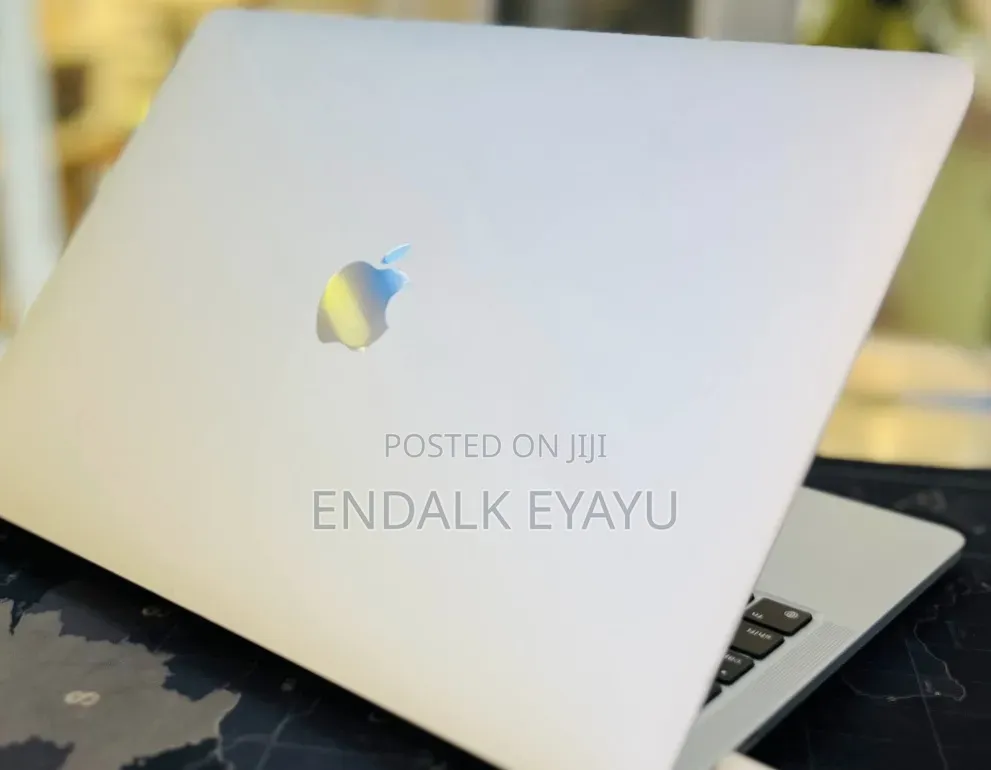 Laptop Apple MacBook Pro 2020 M1 16GB Apple M1 Pro SSD 256GB