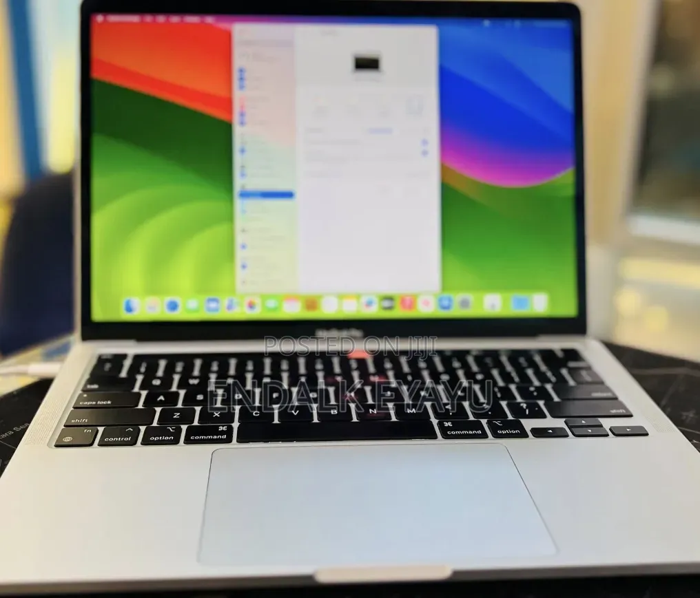 Laptop Apple MacBook Pro 2020 M1 16GB Apple M1 Pro SSD 256GB