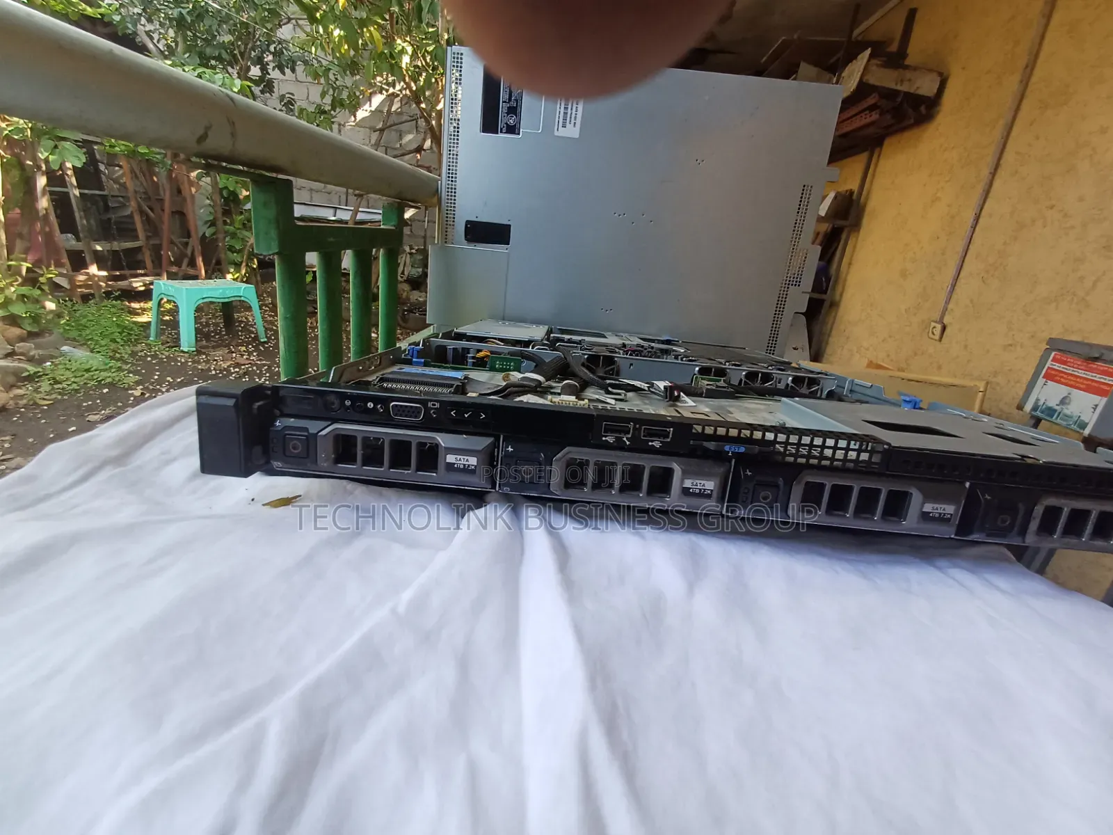 Server Dell PowerEdge R440 8GB Intel Xeon HDD 512GB