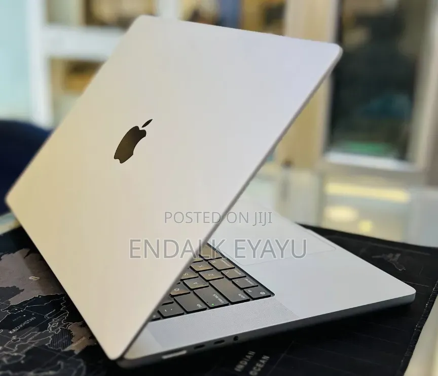 New Laptop Apple MacBook Pro 2021 M1 Max 32GB Apple M1 Pro SSD 1T