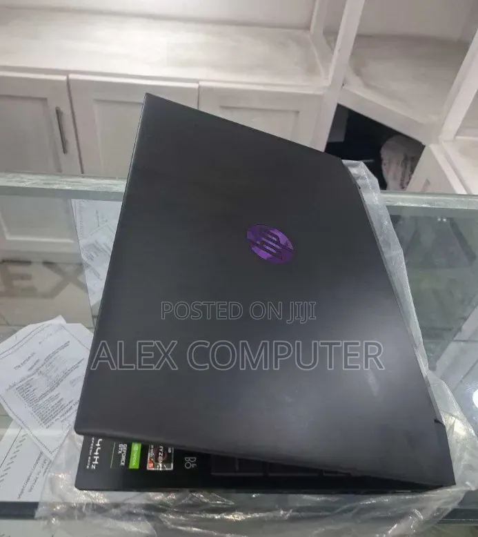 New Laptop HP Pavilion Power 15 8GB AMD Ryzen 5 SSD 512GB