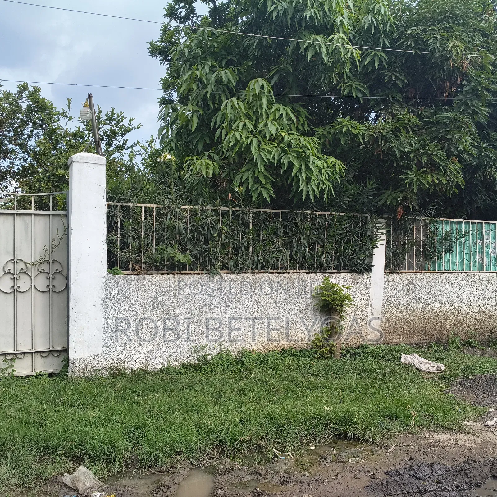 Furnished 6bdrm House in Service, East Shewa for sale