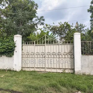 Furnished 6bdrm House in Service, East Shewa for sale