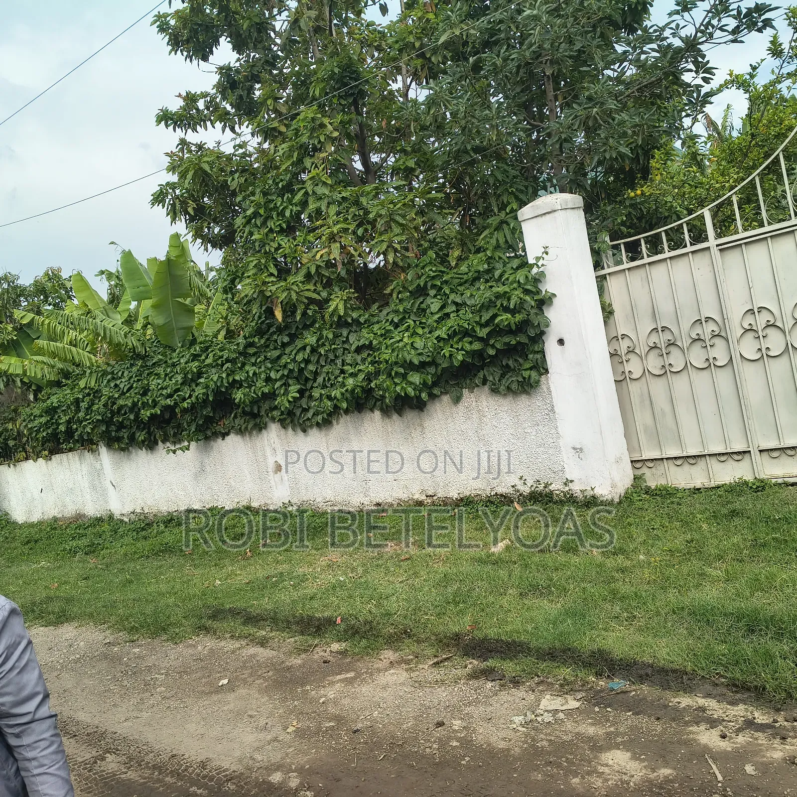 Furnished 6bdrm House in Service, East Shewa for sale