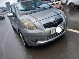 Toyota Yaris 2007 Gray