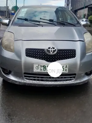 Toyota Yaris 2007 Gray