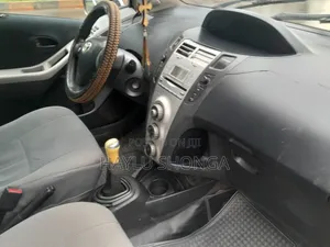 Toyota Yaris 2007 Gray