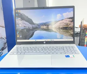 New Laptop HP Stream Notebook 16GB Intel Core i5 SSD 1T
