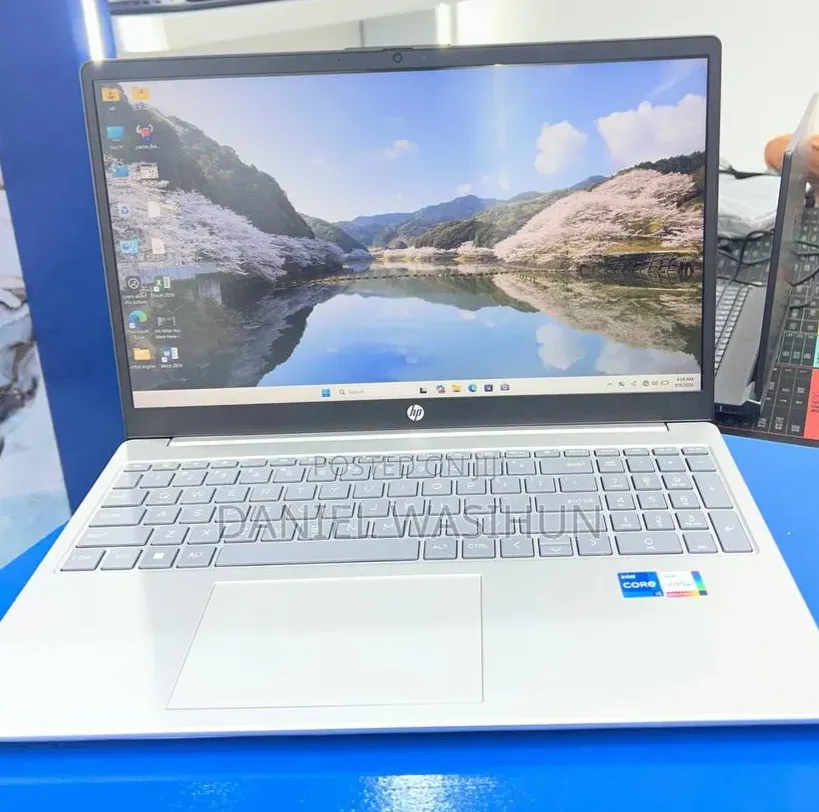 New Laptop HP Stream Notebook 16GB Intel Core i5 SSD 1T