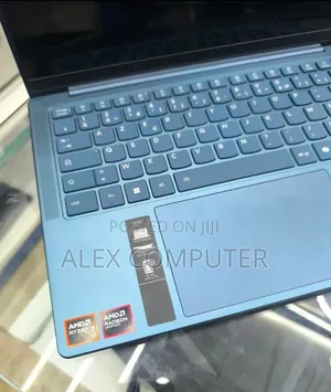 New Laptop Lenovo 32GB AMD Ryzen 7 SSD 1T
