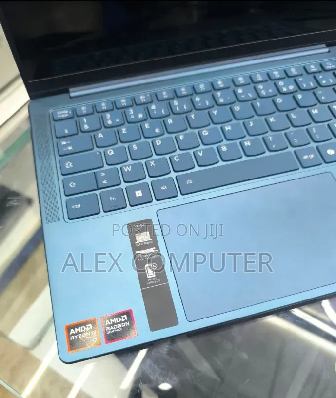 New Laptop Lenovo 32GB AMD Ryzen 7 SSD 1T