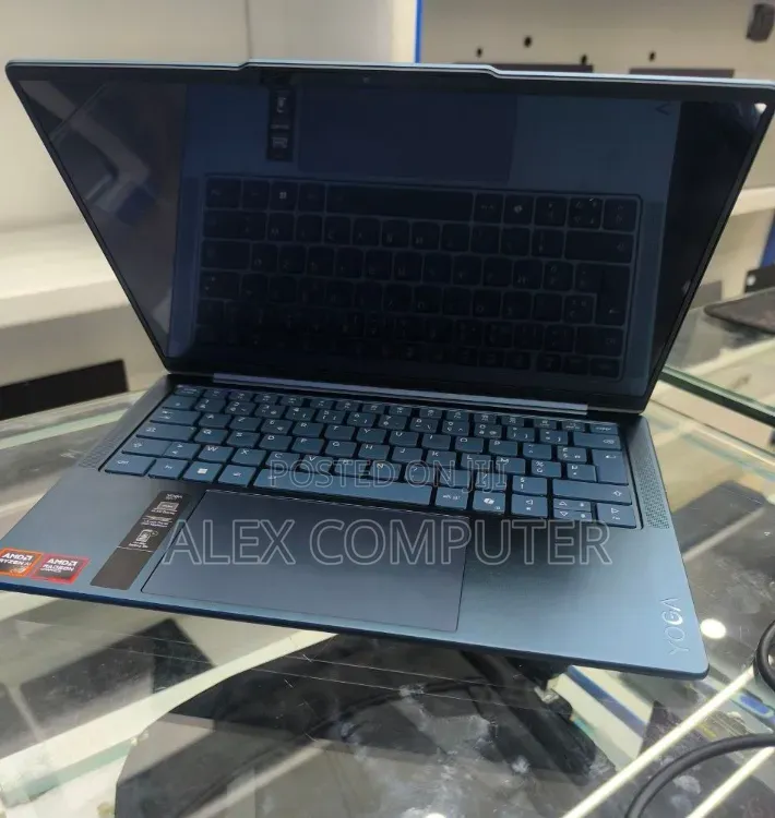 New Laptop Lenovo 32GB AMD Ryzen 7 SSD 1T