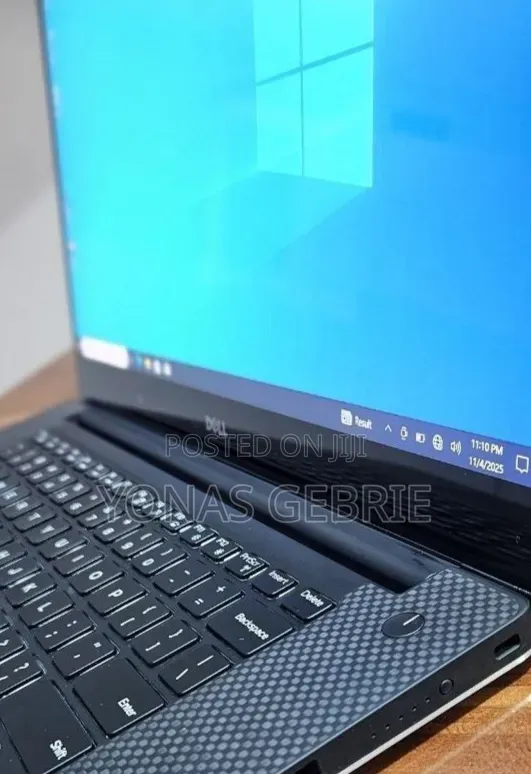 New Laptop Dell 16GB Intel Core i7 SSD 512GB