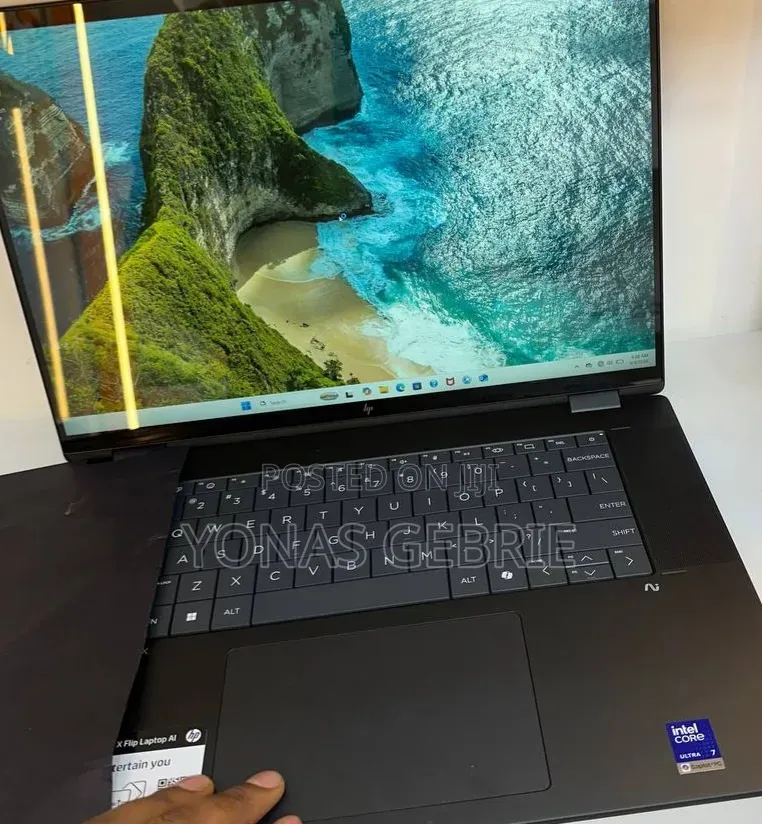 New Laptop HP OmniBook Ultra Flip 14" 16GB Intel Core Ultra 7 SSD 1T