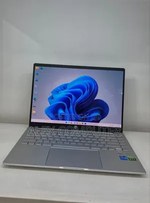 New Laptop HP Pavilion 14 16GB Intel Core i7 SSD 512GB