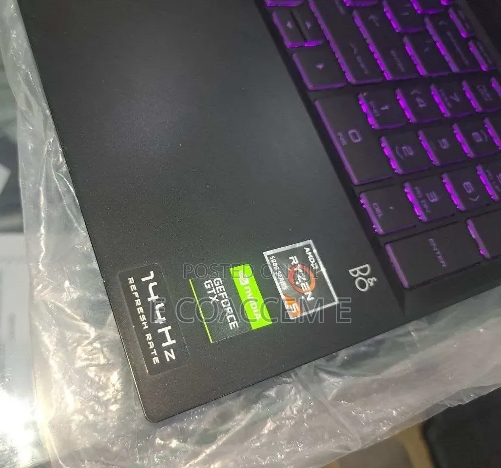 New Laptop HP 8GB AMD Ryzen 5 SSD 512GB