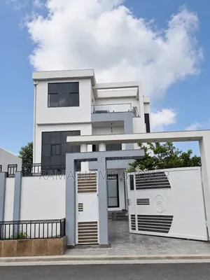 Furnished 7bdrm Villa in መሀል ወሰን ሂልሰይድ ላይ አዲስ, Yeka for sale