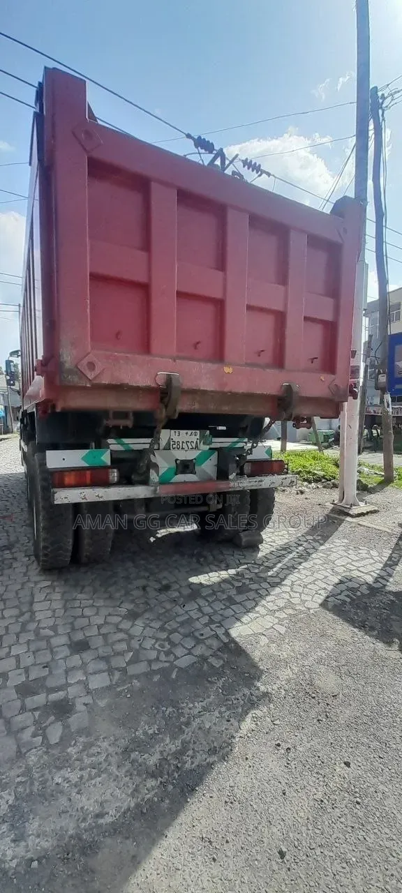 Cinotruck. Dump Truck