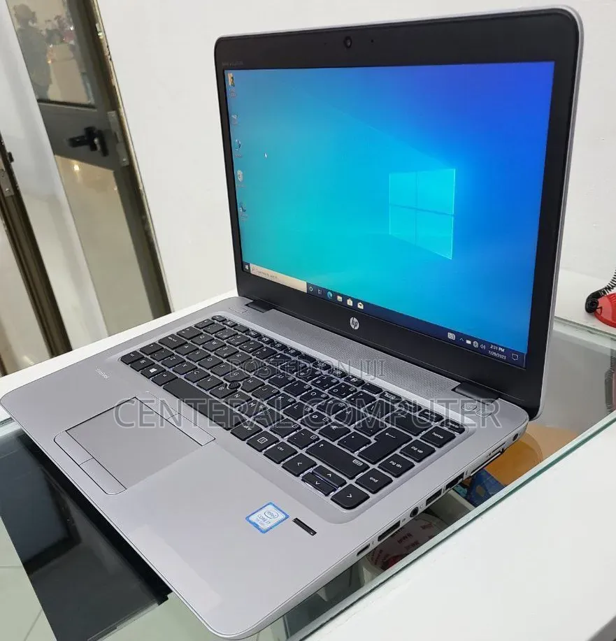 New Laptop HP 430 G4 8GB Intel Core i7 HDD+SSD 256GB