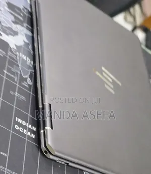 New Laptop HP Spectre 16GB Intel Core i7 SSD 512GB
