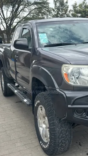 Toyota Tacoma 2014 Gray